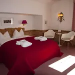 Sleep Only Konukevi 3*