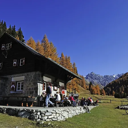 Sleep Only 3* Pontresina